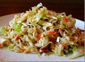 Coleslaw with ramen noodles