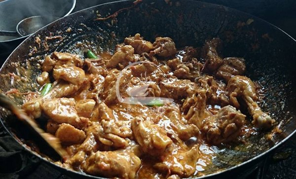 Creamy Chicken Karahi Recipe