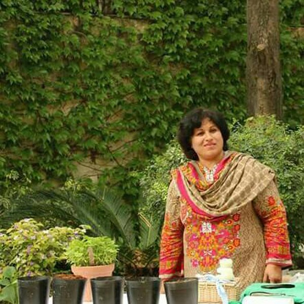Meet Seema Khuled _ A stunning lady ;)